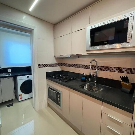 Apartamento Espetacular, 2 Suites, A 30M Da Rua Coberta Грамаду Экстерьер фото