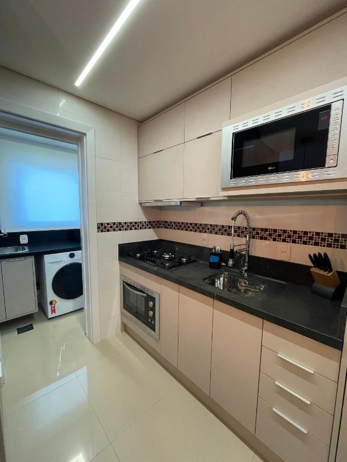 Apartamento Espetacular, 2 Suites, A 30M Da Rua Coberta Грамаду Экстерьер фото