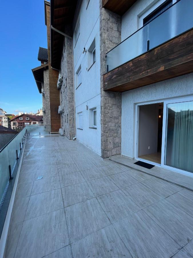 Apartamento Espetacular, 2 Suites, A 30M Da Rua Coberta Грамаду Экстерьер фото