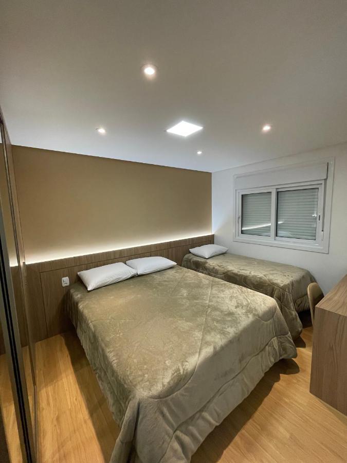 Apartamento Espetacular, 2 Suites, A 30M Da Rua Coberta Грамаду Экстерьер фото