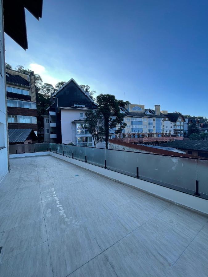 Apartamento Espetacular, 2 Suites, A 30M Da Rua Coberta Грамаду Экстерьер фото